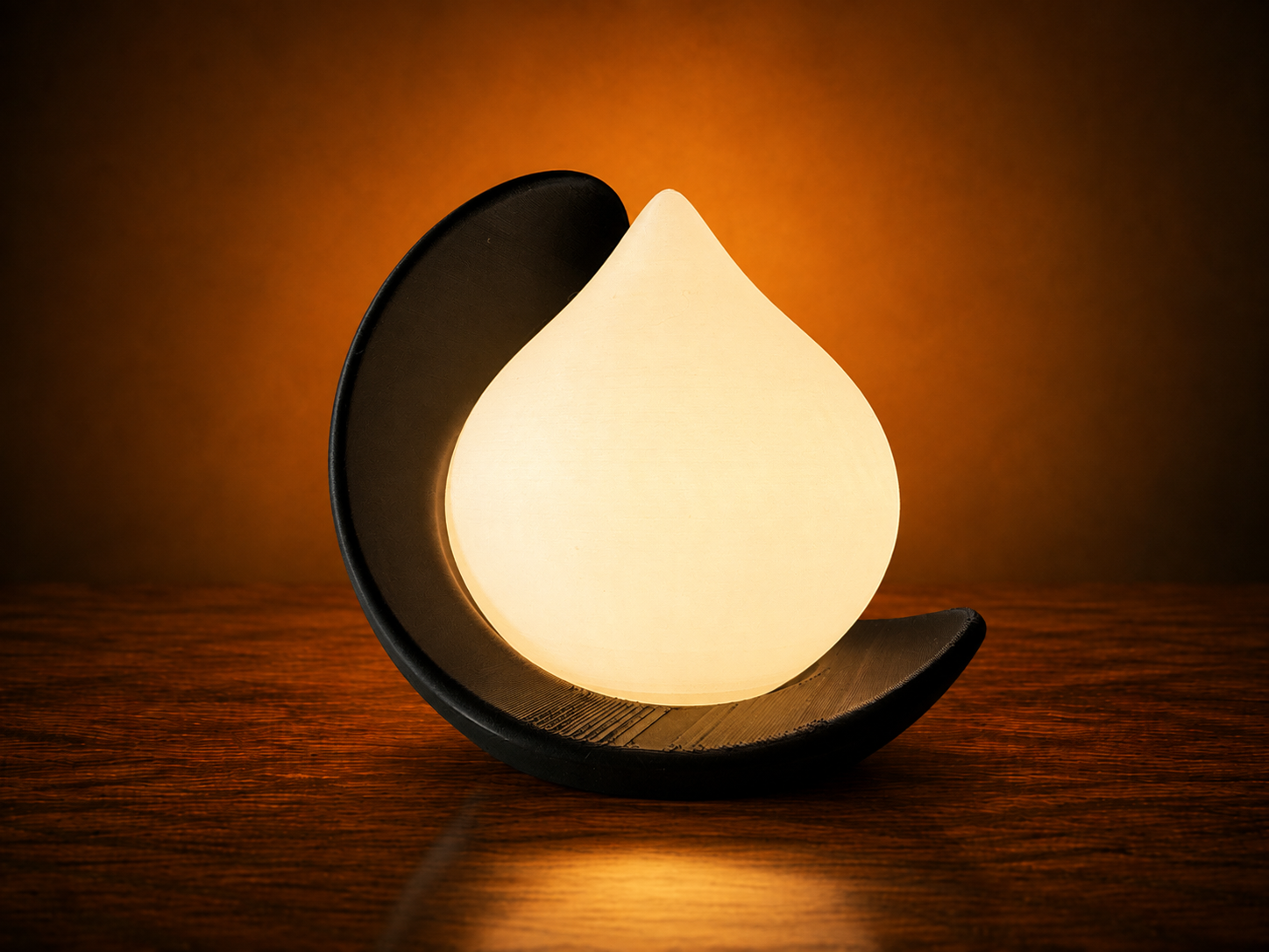 Luna Lamp